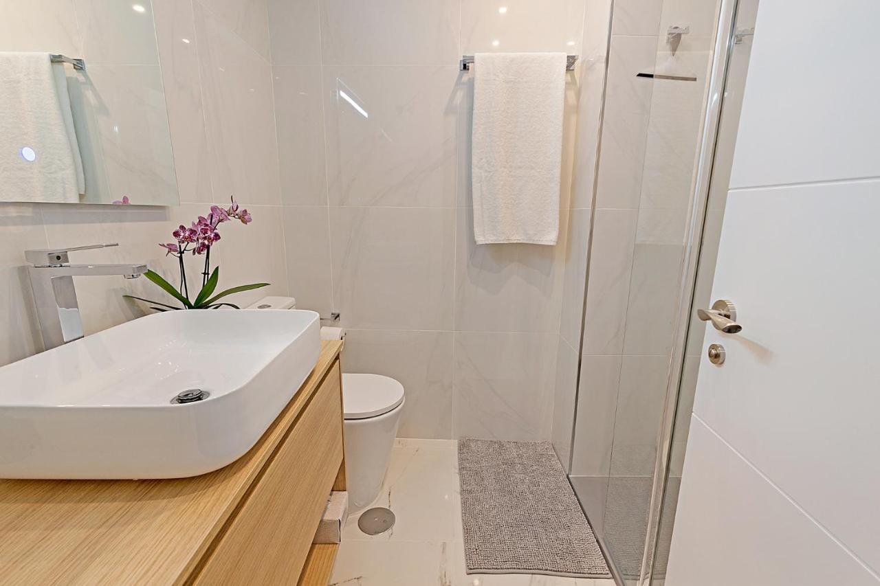 Divina Home Apartments Ла-Кала-де-Михас Экстерьер фото