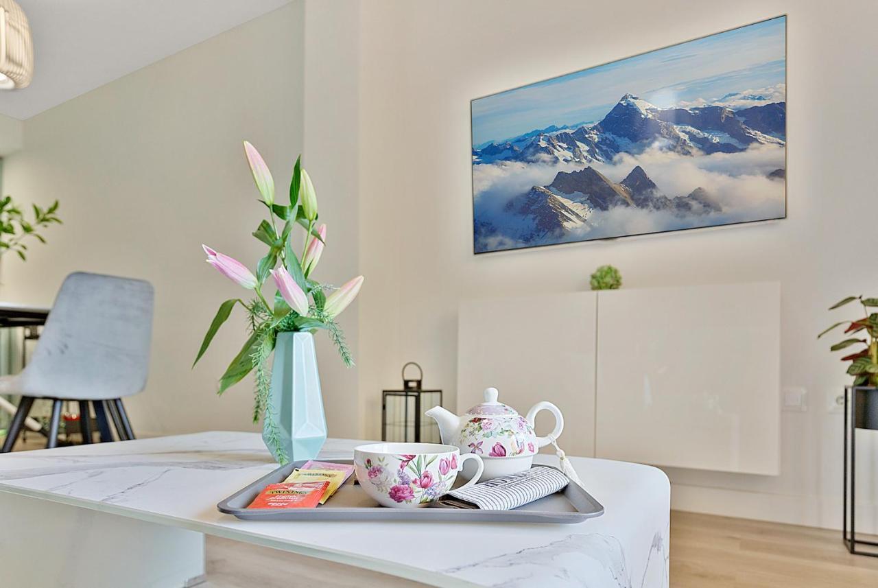Divina Home Apartments Ла-Кала-де-Михас Экстерьер фото