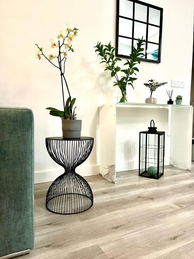 Divina Home Apartments Ла-Кала-де-Михас Экстерьер фото